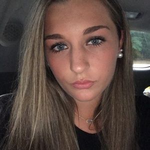 Meet your Posher, Bailey